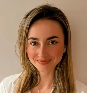 Alina Chauhan Ludgate Clinic Massage Therapist & Physiotherapist